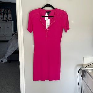 Pink short sleeve dress, never worn, didn’t like the color on me but fits